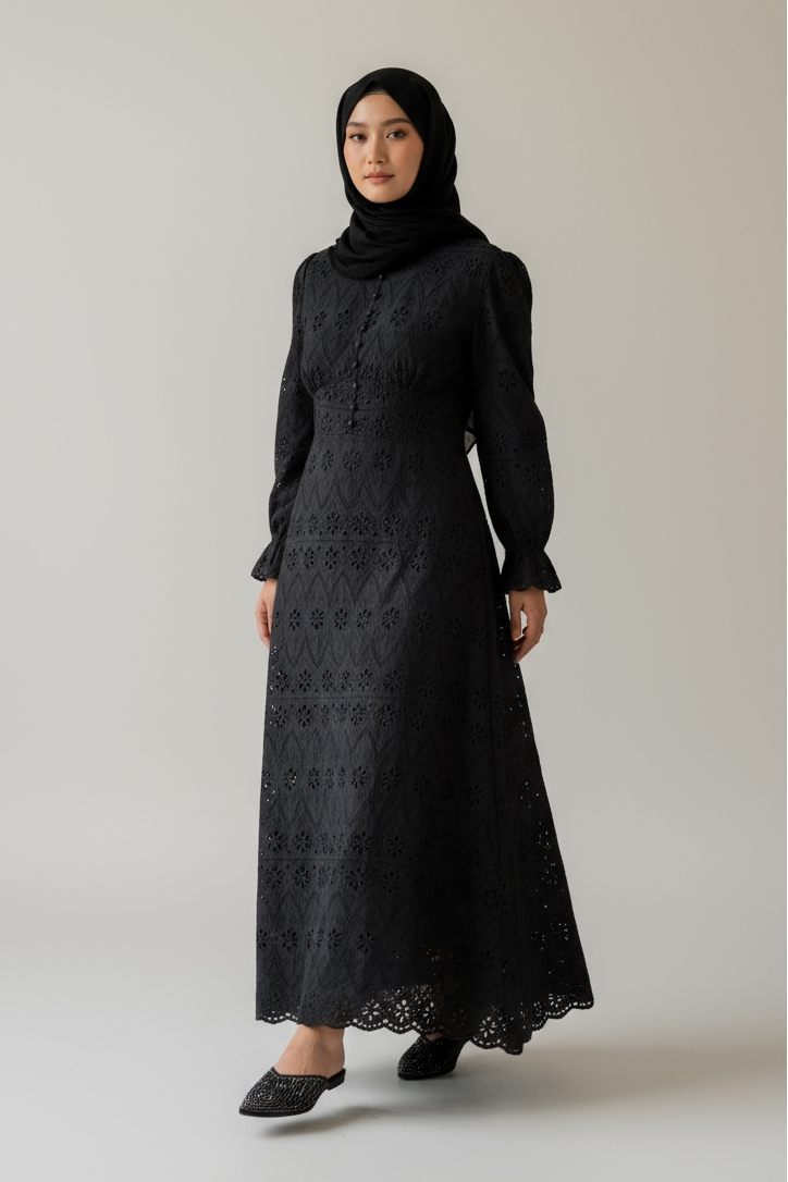 Laily Embroidered Dress - Black