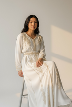 Load image into Gallery viewer, Jamilah Takshita/ Kaftan set- Off White