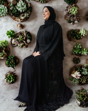 Load image into Gallery viewer, New Hareem Lace U.A.E Abaya