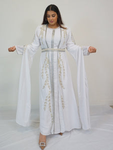 Sawa Takshita/ Kaftan set- White