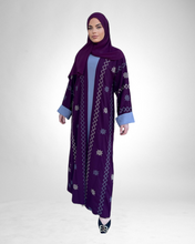 Load image into Gallery viewer, Nabeela Qatar Abaya Set- Burgundy