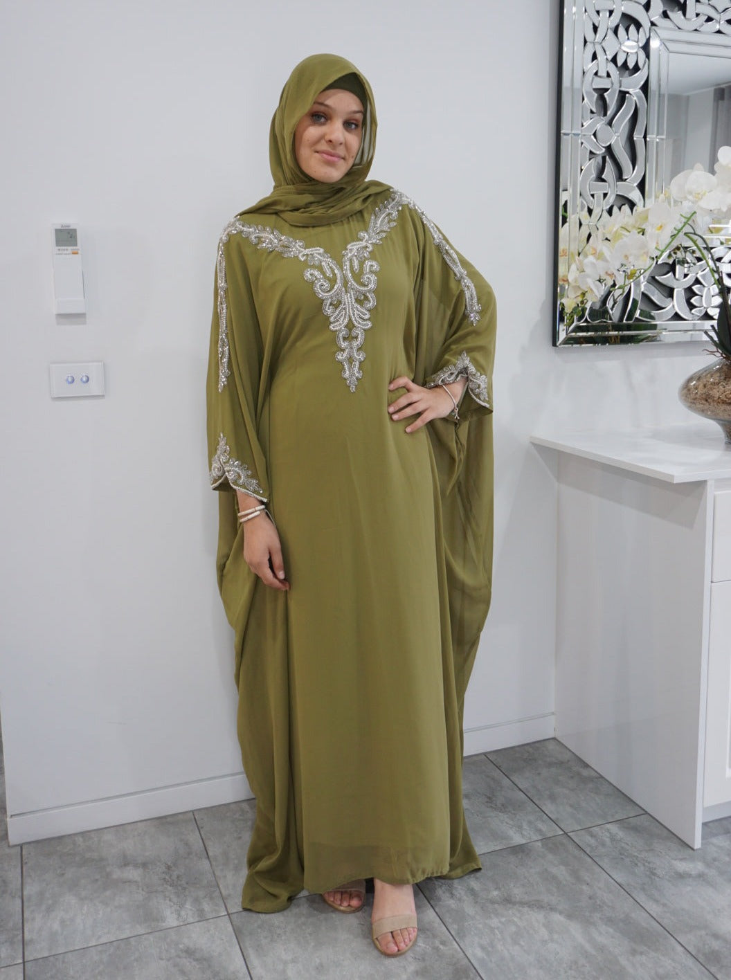 Abir Kaftan - Dry Henna