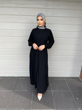 Load image into Gallery viewer, Merna Basic Abaya- Black