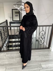 Ariana Velvet Abaya