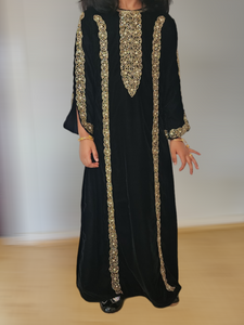 Kids Amara Velvet Abaya